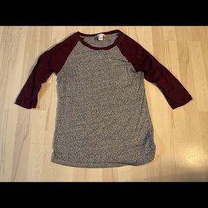 Baseball tee